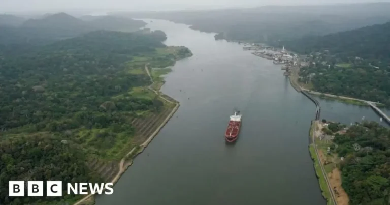 panama denies us claims of free passage for its ships through the panama canal
