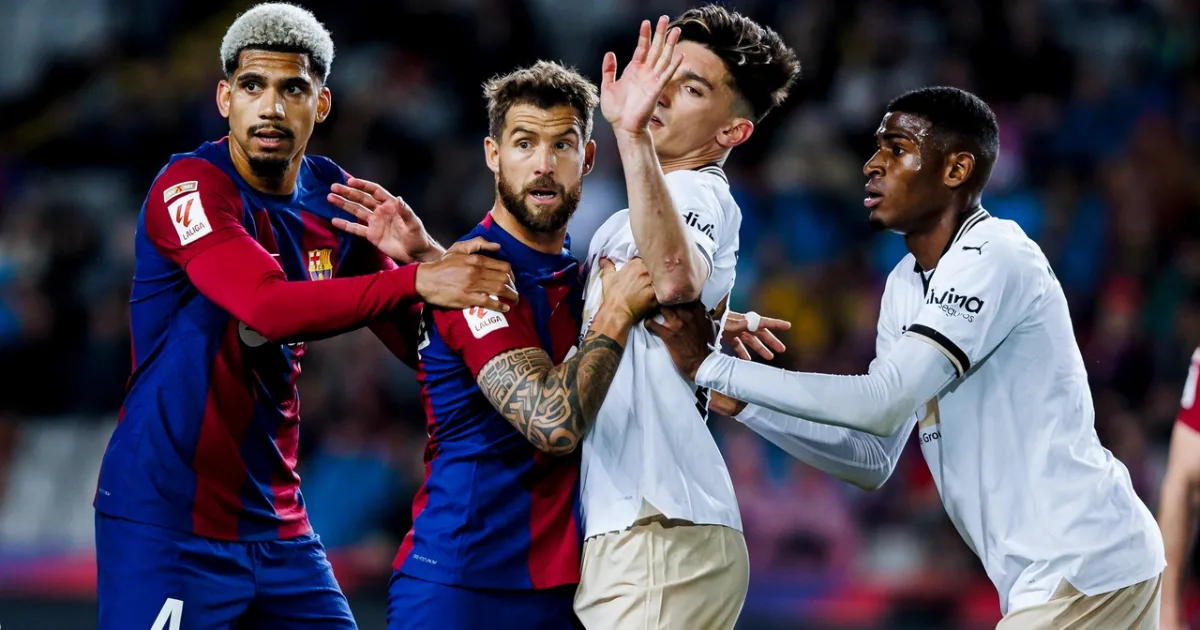 alineaciones de valencia c. f. contra fútbol club barcelona